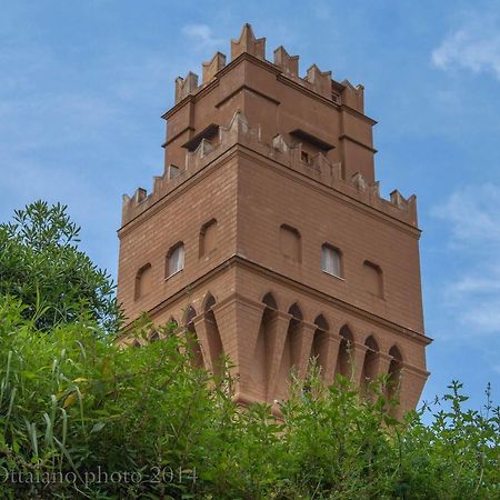 לינה וארוחת בוקר נאפולי La Torre Di Ro מראה חיצוני תמונה